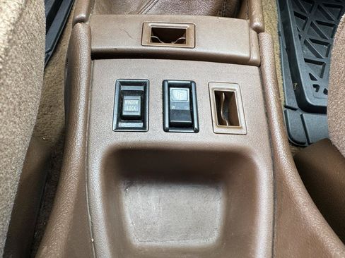 Used 1990 Toyota 4Runner SR5 AWD/4WD image 19