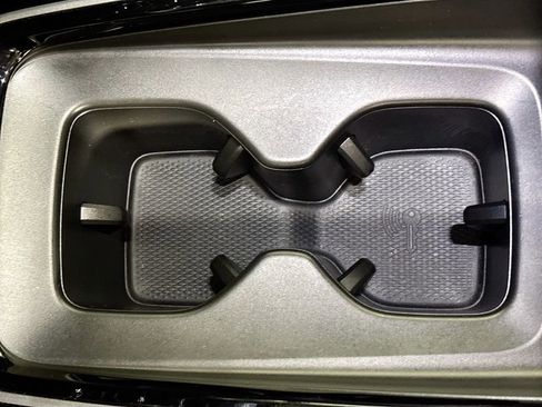 Certified 2023 Volkswagen ID.4 Pro S image 15