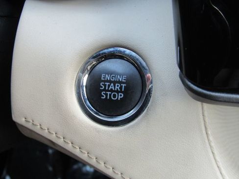 Used 2022 Toyota Highlander Limited image 53