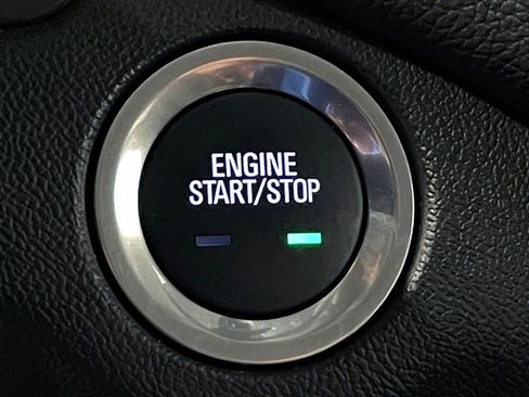 Used 2024 Chevrolet Equinox LT AWD/4WD image 29
