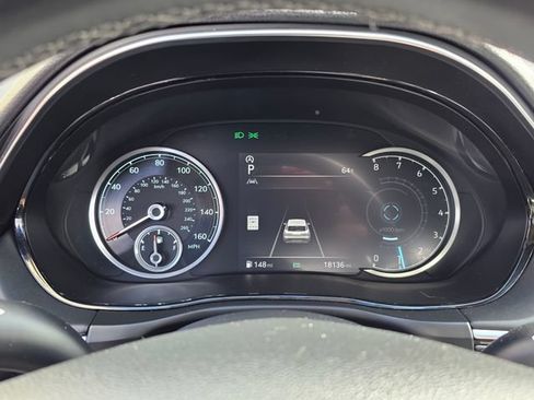 Used 2025 Genesis GV70 2.5T AWD/4WD image 24