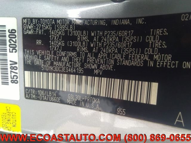 Used 2014 Toyota Sienna XLE w/ Entertainment Package FWD image 22
