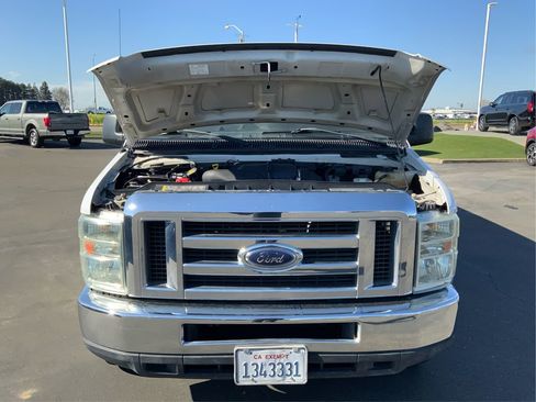 Used 2009 Ford E-150 and Econoline 150 Wagon image 11