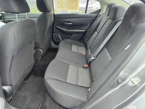 Used 2022 Nissan Sentra SV FWD image 27