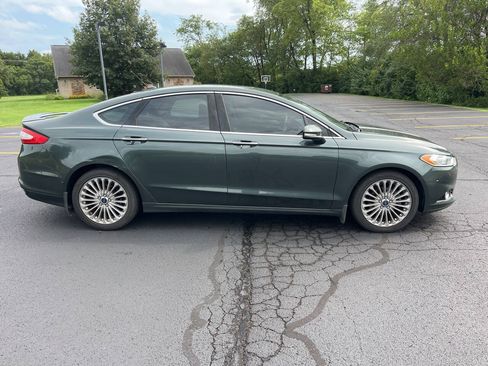Used 2016 Ford Fusion Titanium FWD image 6