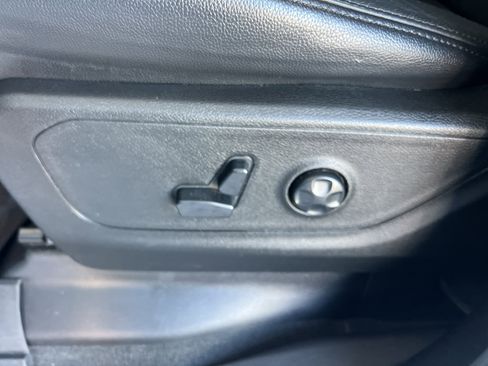 Used 2020 RAM 1500 Lone Star image 24