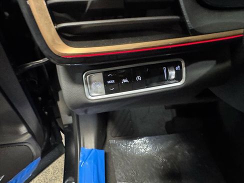 New 2026 Buick Envision Avenir image 17