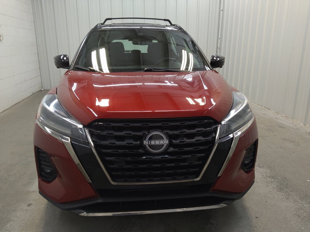 Used 2022 Nissan Kicks SR w/ Interior Electronics Package FWD image 14