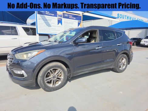 Used 2017 Hyundai Santa Fe Sport FWD image 1