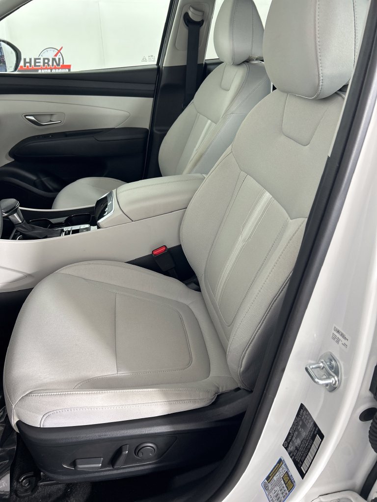 Used 2026 Hyundai Tucson SEL Plus FWD image 12