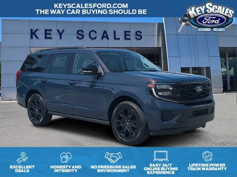 New 2027 Ford Expedition Platinum AWD/4WD image 1