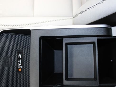 New 2026 GMC Terrain Denali w/ LPO, Black Badging Package image 41