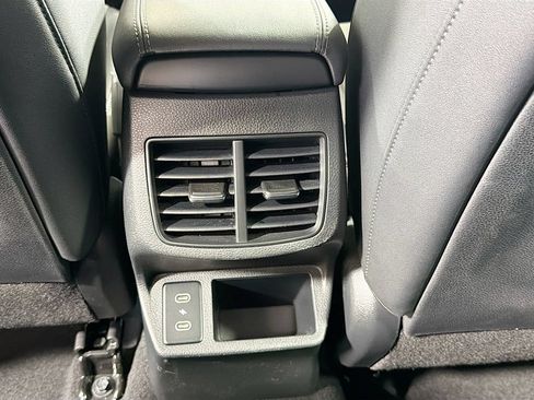 Used 2024 Kia Seltos S FWD image 25