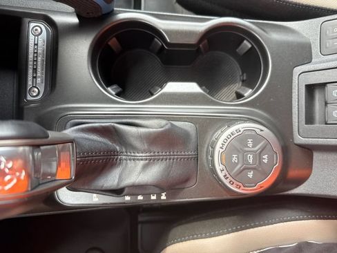Used 2023 Ford Bronco Wildtrak AWD/4WD image 25