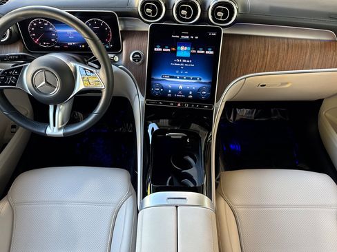 Certified 2024 Mercedes-Benz GLC 300 image 5