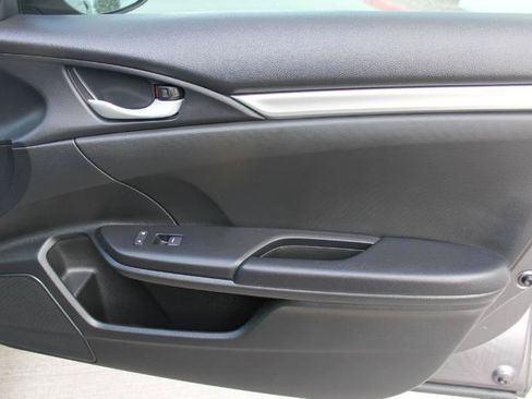 Used 2021 Honda Civic Sport image 18