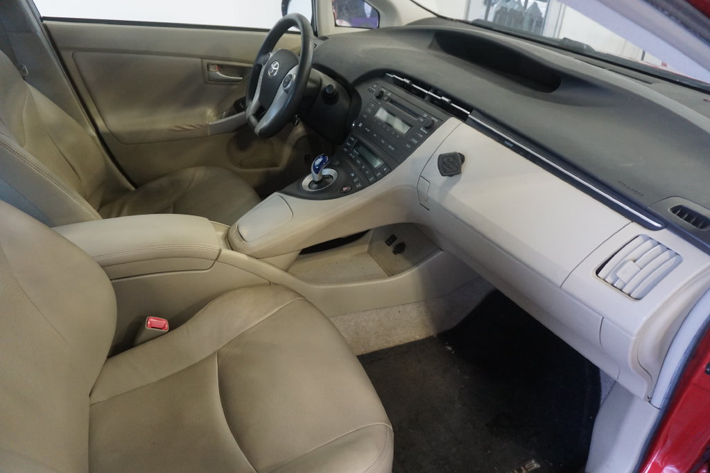 Used 2010 Toyota Prius Five FWD image 15