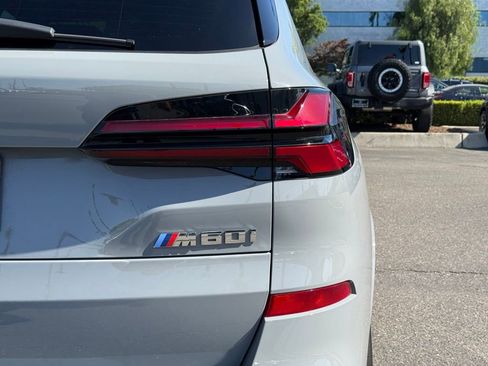 Used 2024 BMW X5 M60i AWD/4WD image 7