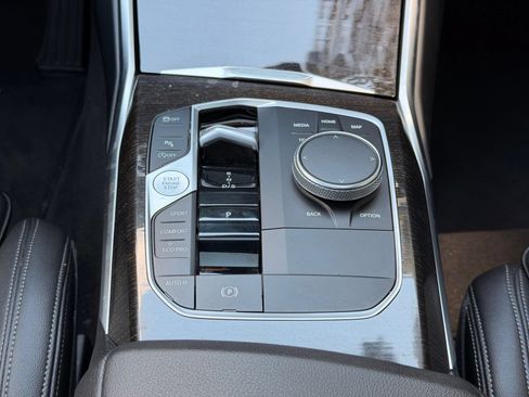 Used 2023 BMW 330i Sedan w/ Driving Assistance Package RWD image 18