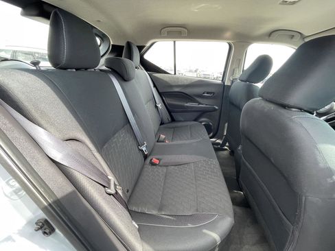 Used 2024 Nissan Kicks SV image 19
