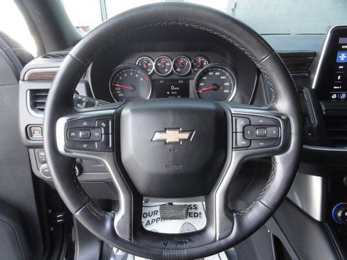 Used 2021 Chevrolet Suburban LT image 15