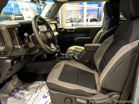 New 2025 Ford Bronco 2-Door AWD/4WD image 9