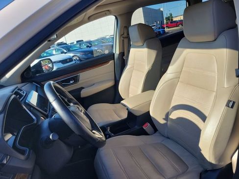Used 2018 Honda CR-V Touring image 19
