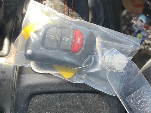 Used 2023 Jeep Gladiator Mojave image 10