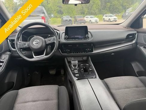 Used 2021 Nissan Rogue SV FWD image 10