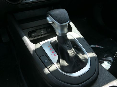 Used 2024 Kia Forte LXS FWD image 22