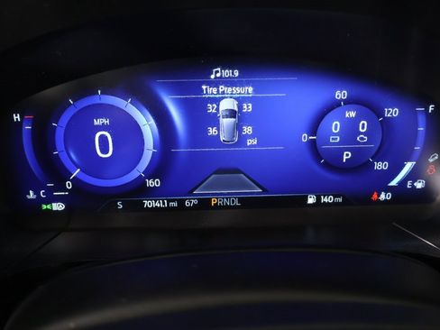 Used 2020 Ford Escape SE Sport image 4