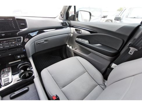 Used 2021 Honda Pilot Elite image 12