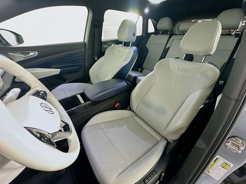 Used 2023 Volkswagen ID.4 Pro S image 13