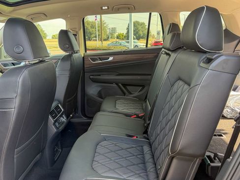 New 2026 Volkswagen Atlas SEL Premium R-Line image 25