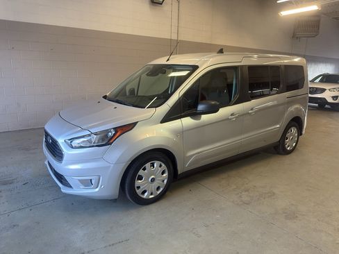 Used 2021 Ford Transit Connect XLT FWD image 3