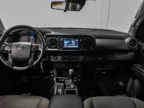 Used 2018 Toyota Tacoma SR w/ SR Convenience Package AWD/4WD image 13
