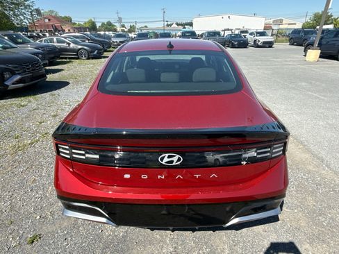 New 2026 Hyundai Sonata SEL FWD image 8