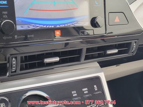 Certified 2017 Toyota Mirai FWD image 22