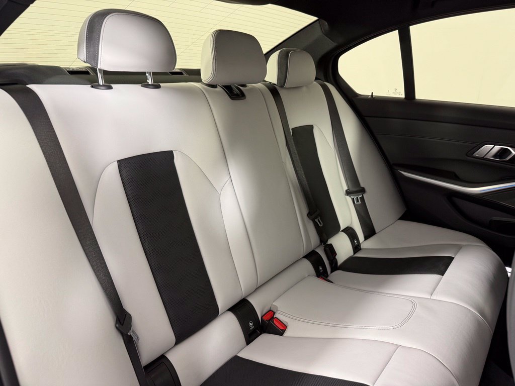 Used 2023 BMW M3 w/ M Driver's Package RWD image 18