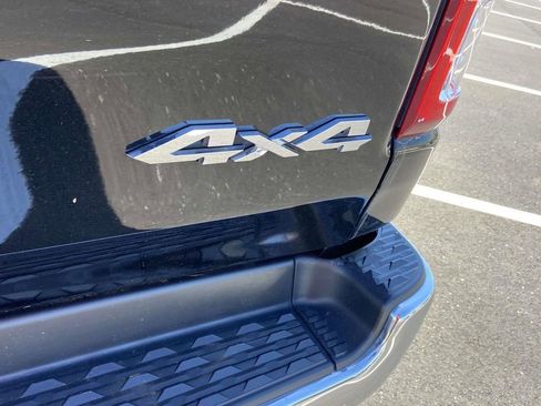 Used 2022 RAM 1500 Big Horn AWD/4WD image 12
