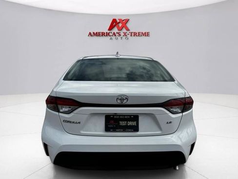 Used 2023 Toyota Corolla LE FWD image 5