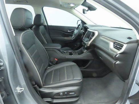 Used 2023 GMC Acadia Denali w/ Denali Technology Package image 21