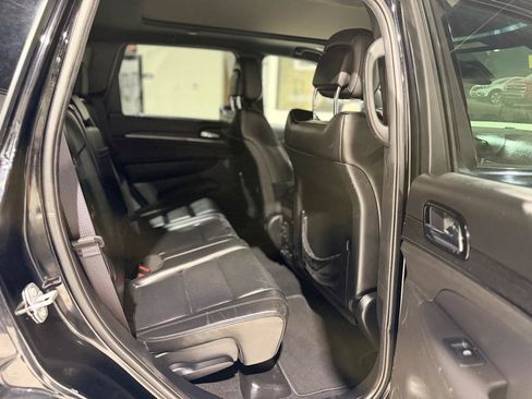 Used 2019 Jeep Grand Cherokee High Altitude RWD image 13