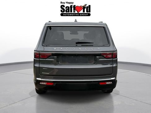 Used 2023 Jeep Wagoneer 4WD image 6