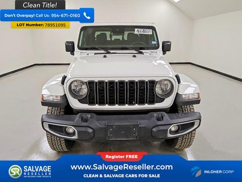 Used 2024 Jeep Gladiator Sport AWD/4WD image 7