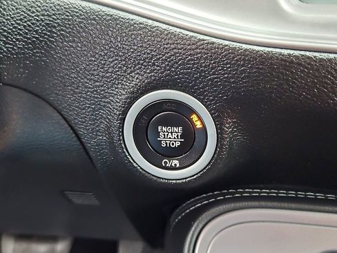 Used 2023 Dodge Challenger SXT image 16