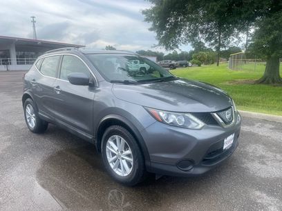 Used 2018 Nissan Rogue Sport SV