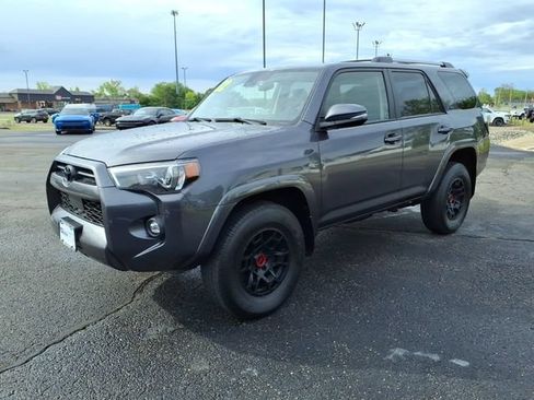 Used 2022 Toyota 4Runner SR5 Premium w/ TRD Black Wheel Package (TMS) AWD/4WD image 3
