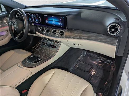 Used 2023 Mercedes-Benz E 350 Sedan image 25