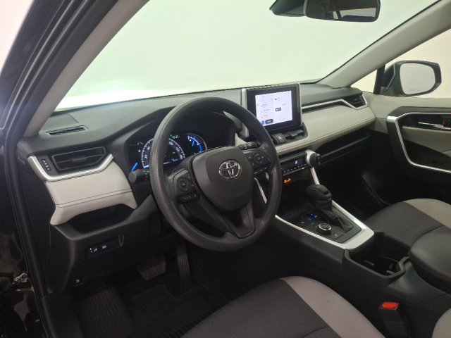 Used 2023 Toyota RAV4 XLE AWD/4WD image 13